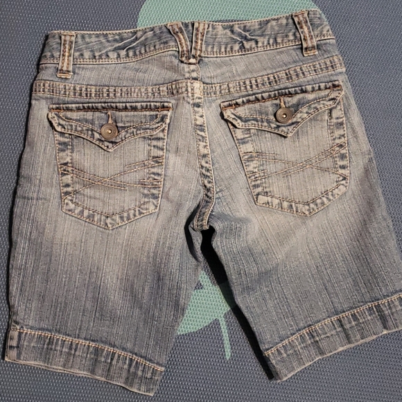 Long - Picture 2 of 3